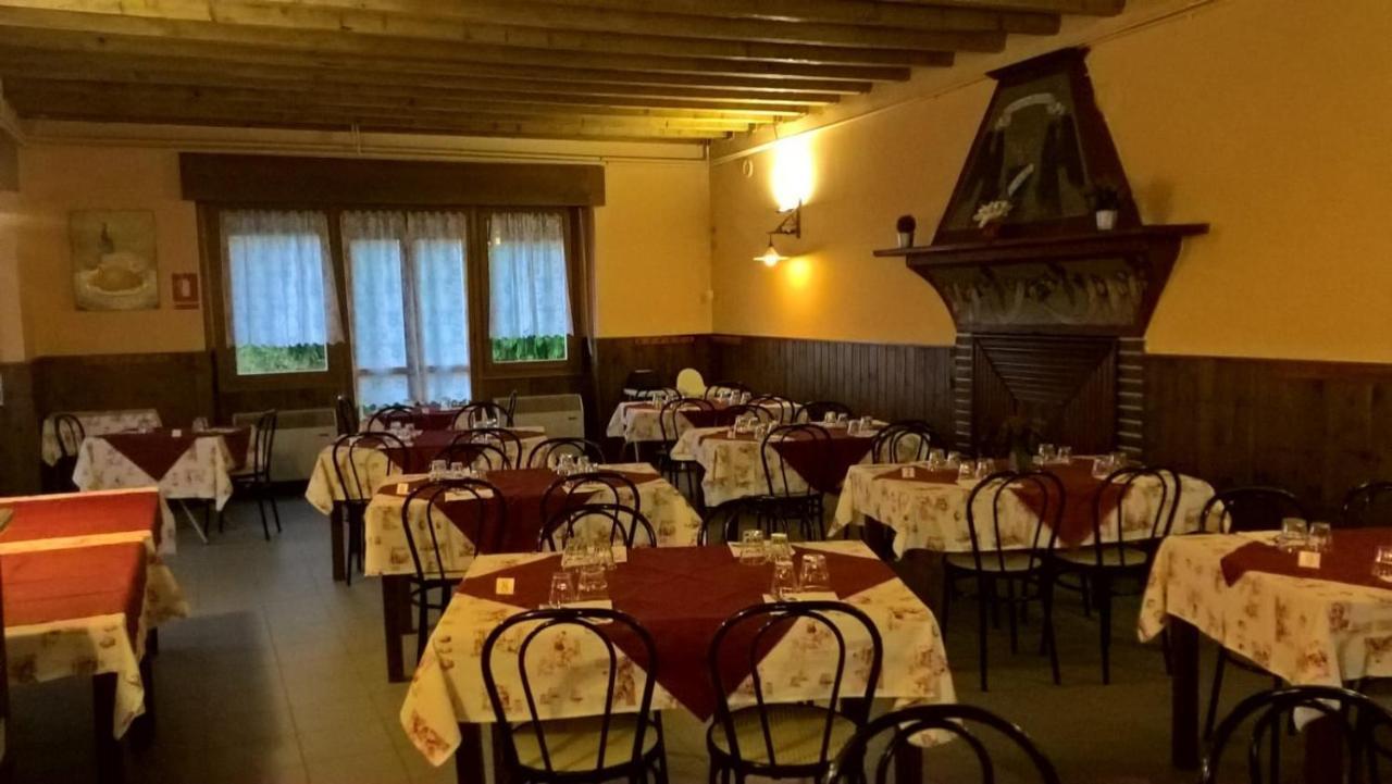 Capanna C.A.O. Hotel Brunate Exterior photo