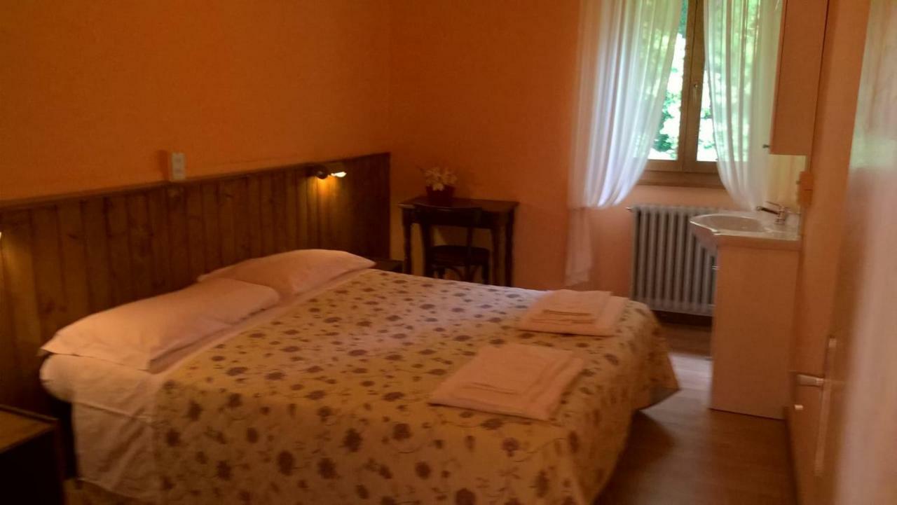 Capanna C.A.O. Hotel Brunate Exterior photo